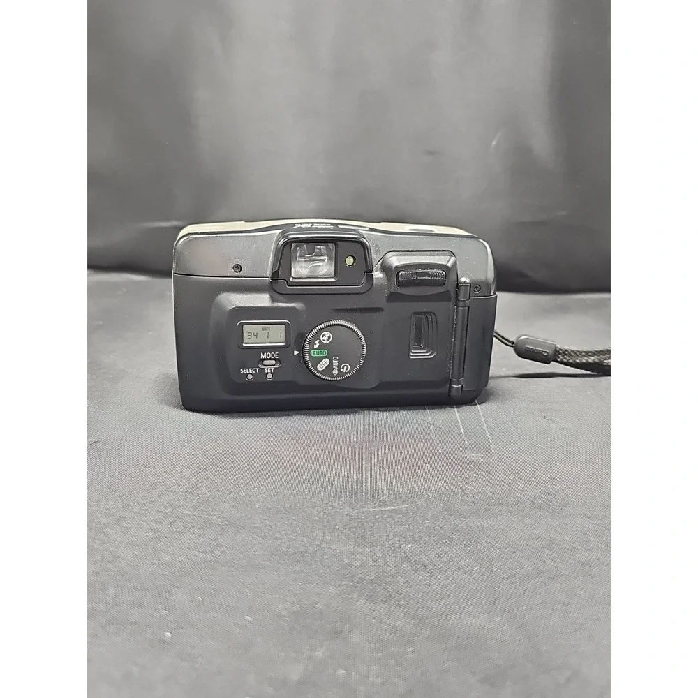 Canon Sure Shot Prima 76 Zoom 35mm Film Camera Works!
